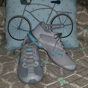 👟PUMA Tazon 6 Metallic Women's Sneakers👟